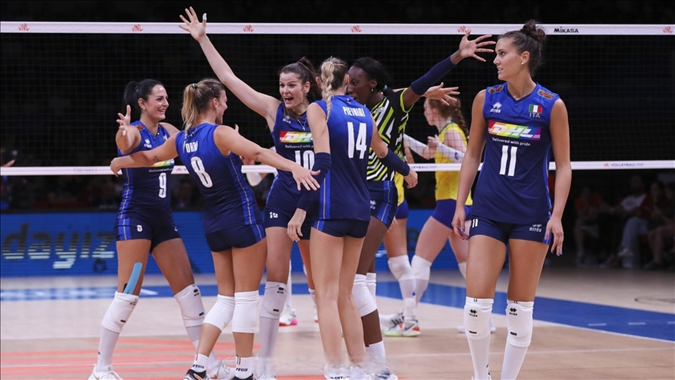 关于球队名单公布，各国队员备战备战欧锦赛的信息